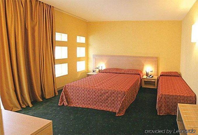 Grand Hotel Yachting Palace Riposto Δωμάτιο φωτογραφία