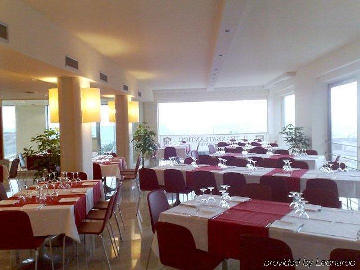 Grand Hotel Yachting Palace Riposto Ανέσεις φωτογραφία