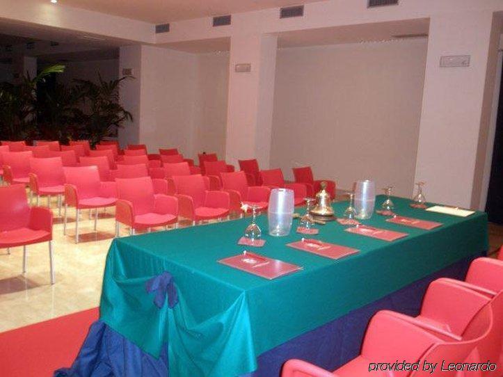Grand Hotel Yachting Palace Riposto Ανέσεις φωτογραφία
